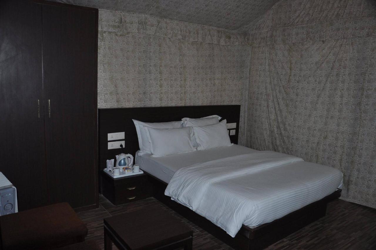 Neelkanth'S Bagar Inn Resort Jhunjhunu Dış mekan fotoğraf